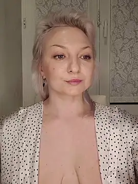 Anesteishen online show from December 20, 3:19 pm