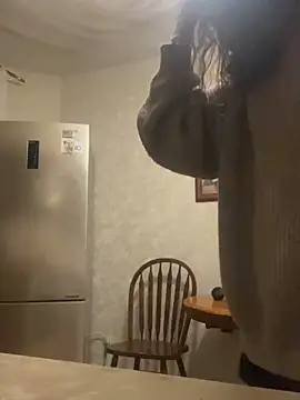 Snapshot of mollyEXD chatting on February 7, 1:47 am mollyEXD online show from February 7, 1:47 am