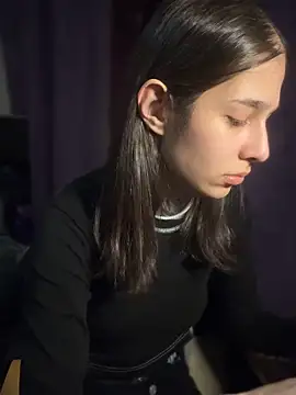 Snapshot of mollyEXD chatting on November 20, 1:33 pm mollyEXD online show from November 20, 1:33 pm