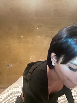 Rosariolovex online show from February 5, 7:07 am