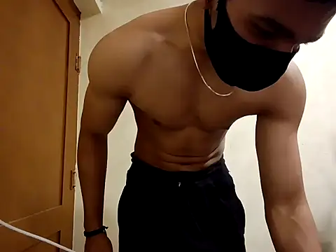 Snapshot of hot_hunk_boy chatting on February 10, 6:56 pm hot hunk boy online show from February 10, 6:56 pm