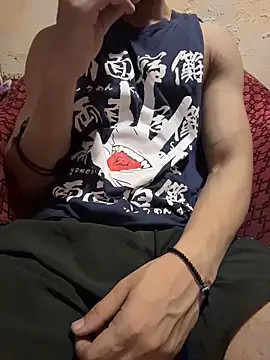 Snapshot of hot_hunk_boy chatting on July 13, 7:22 am hot hunk boy online show from July 13, 7:22 am