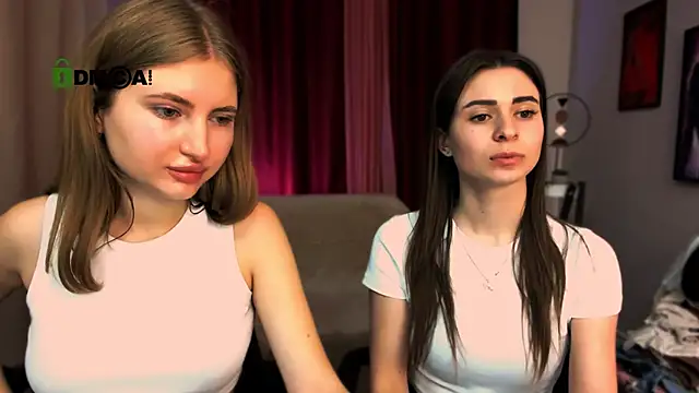 Snapshot of flora_ri chatting on January 22, 10:50 am flora ri online show from January 22, 10:50 am