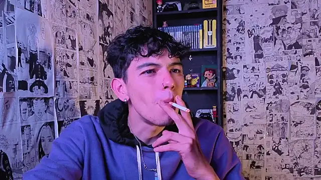 Snapshot of Mickey_Magic chatting on February 12, 4:18 am Mickey Magic online show from February 12, 4:18 am