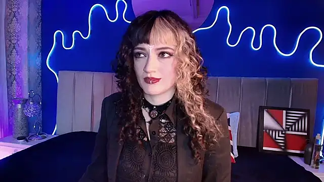 JeanneSabatier online show from May 28, 7:44 pm