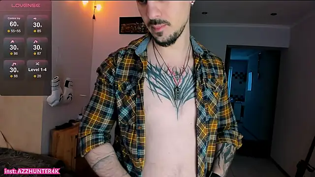 AssHunter4k online show from February 17, 6:32 am