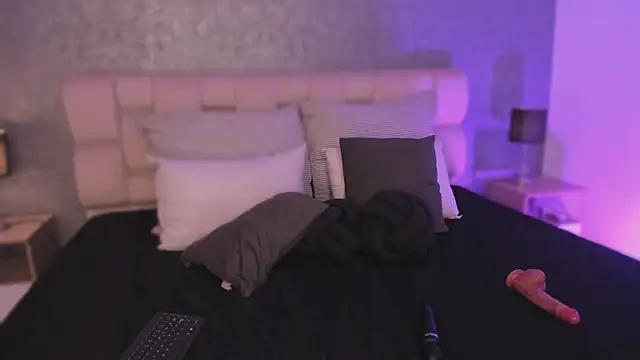 ah mara  online show from March 13, 3:06 pm