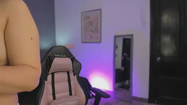 ah mara  online show from October 18, 11:33 am