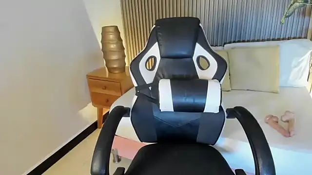 adarna13  online show from November 12, 7:46 pm