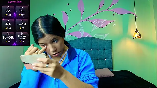 Connie Bell online show from November 6, 7:37 pm