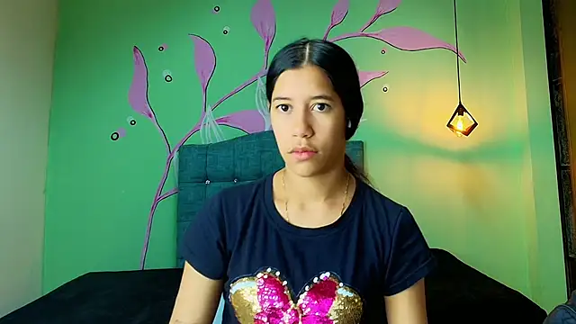 Connie Bell online show from December 1, 1:05 pm