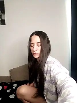 Deea13  online show from January 16, 9:59 am