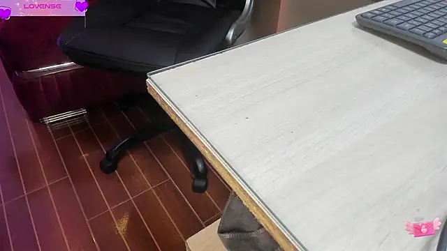 VioletParkker online show from February 6, 11:32 am