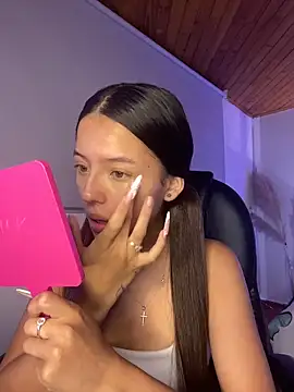 Sofia18 pinkk online show from April 5, 1:58 am