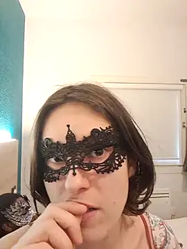 fleur pourpe2 online show from February 16, 4:32 pm