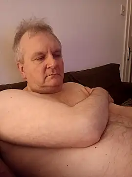 Paolo7619 online show from February 10, 3:24 am