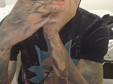Snapshot of smokingink chatting on May 3, 7:47 am smokingink online show from May 3, 7:47 am