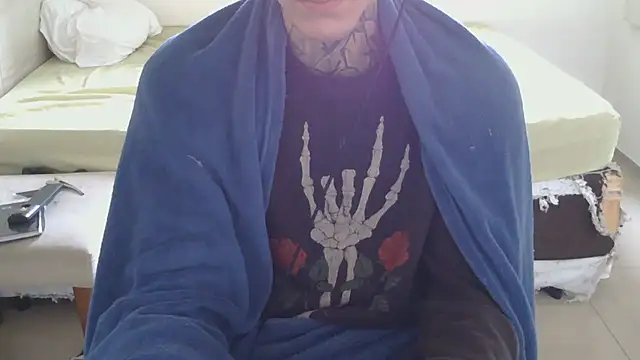 Snapshot of smokingink chatting on May 31, 11:39 am smokingink online show from May 31, 11:39 am