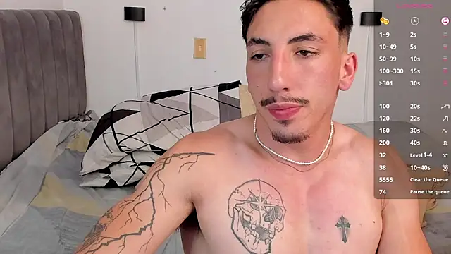 Snapshot of dylanspencer28 chatting on February 23, 10:09 pm dylanspencer28 online show from February 23, 10:09 pm