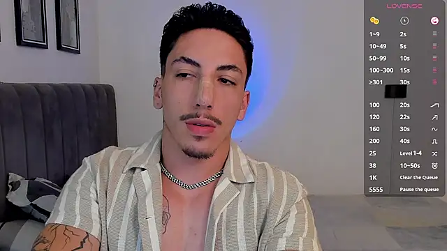 Snapshot of dylanspencer28 chatting on March 2, 10:16 pm dylanspencer28 online show from March 2, 10:16 pm