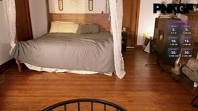 bunnierotten online show from March 8, 12:55 am