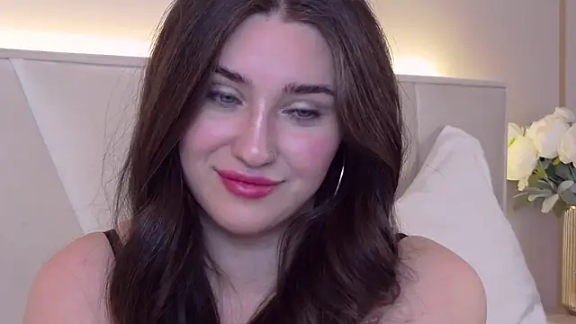 KiraBarlows online show from February 7, 11:24 pm