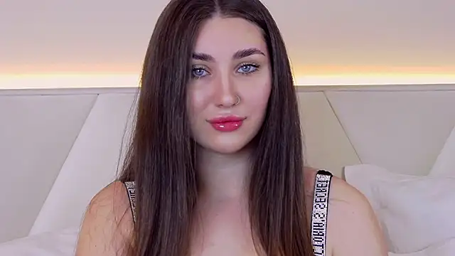 KiraBarlows online show from February 19, 8:20 pm