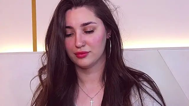 KiraBarlows online show from March 8, 4:45 am