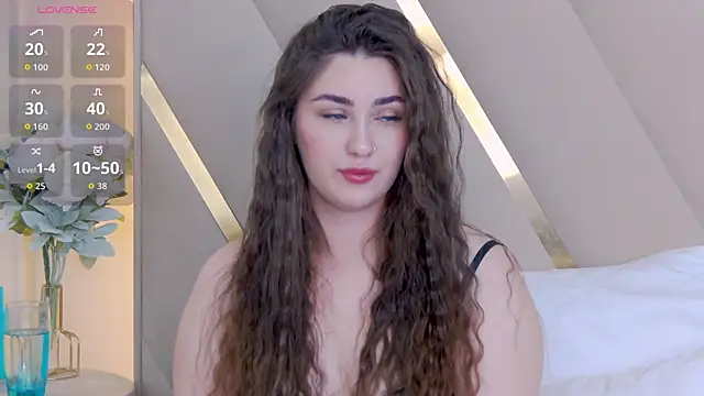 KiraBarlows online show from October 8, 8:39 pm