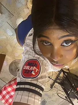 yelicampbell online show from March 10, 3:12 am