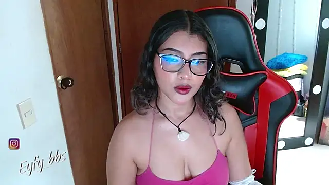 Snapshot of Eyfy_bbs chatting on March 18, 8:48 pm Eyfy bbs online show from March 18, 8:48 pm