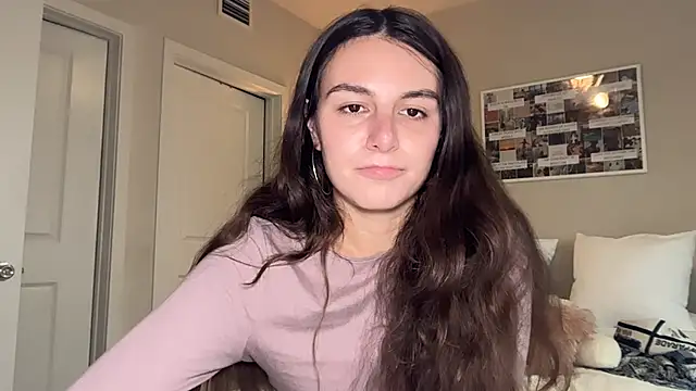 graciesmith27 online show from April 4, 9:23 pm