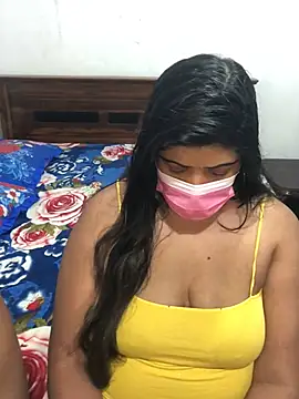 Snapshot of Lovely_WINDI chatting on February 23, 5:54 pm Lovely WINDI online show from February 23, 5:54 pm