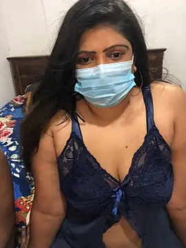 Snapshot of Lovely_WINDI chatting on March 20, 6:02 pm Lovely WINDI online show from March 20, 6:02 pm