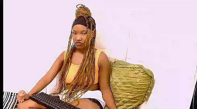 EroticSexyPrada online show from March 5, 8:00 pm