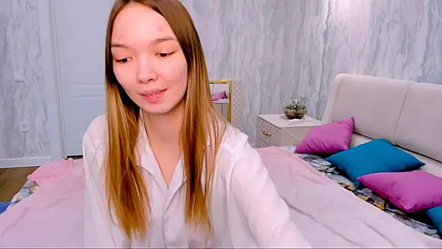 Snapshot of SusannJohnson chatting on February 17, 6:09 am SusannJohnson online show from February 17, 6:09 am