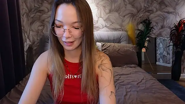 Snapshot of SusannJohnson chatting on September 20, 12:22 am SusannJohnson online show from September 20, 12:22 am