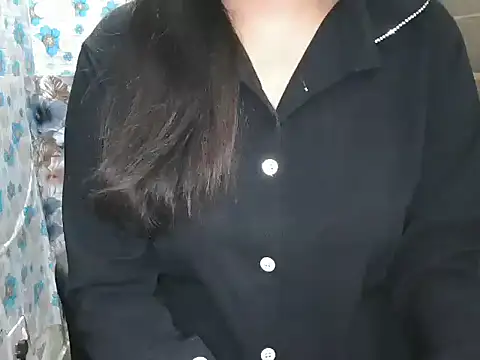 Snapshot of Heavenly_Gurl chatting on November 16, 3:39 pm Heavenly Gurl online show from November 16, 3:39 pm