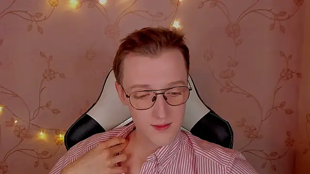 BlondiePrins online show from January 18, 5:59 pm