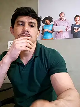 Snapshot of casaputo41 chatting on January 30, 3:51 pm casaputo41 online show from January 30, 3:51 pm