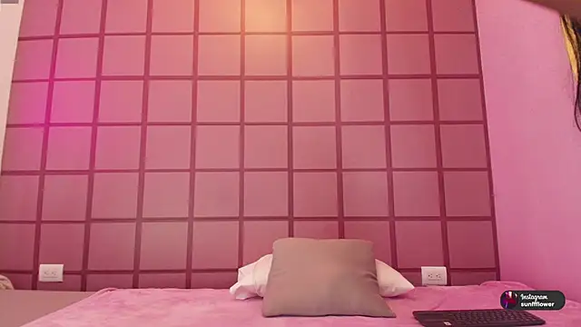 LissMonroe online show from October 25, 10:56 am