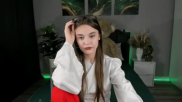 Snapshot of RayWillliams chatting on January 28, 12:15 am RayWillliams online show from January 28, 12:15 am