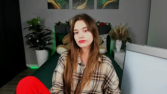 Snapshot of RayWillliams chatting on January 31, 12:06 am RayWillliams online show from January 31, 12:06 am