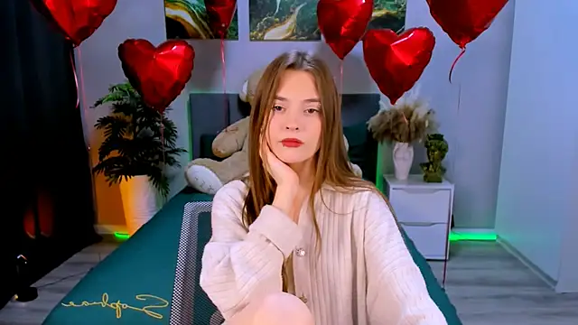 Snapshot of RayWillliams chatting on March 14, 11:43 pm RayWillliams online show from March 14, 11:43 pm