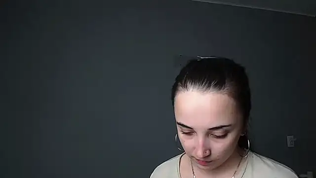 Eva Gloryy online show from May 20, 5:08 pm
