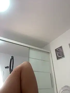Snapshot of HotLivv69 chatting on October 16, 10:22 pm HotLivv69 online show from October 16, 10:22 pm