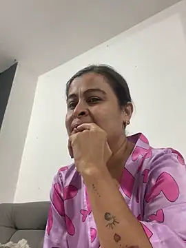 Lili  taylor online show from March 19, 2:37 am