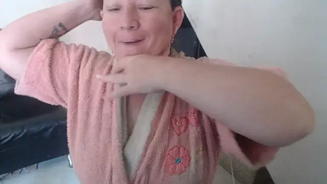 Yohis Kiut25 online show from September 11, 8:09 pm