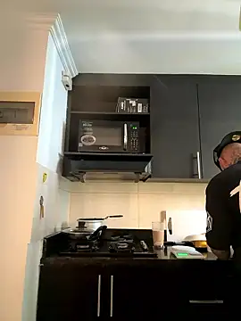 dereckgreen online show from January 13, 8:36 pm