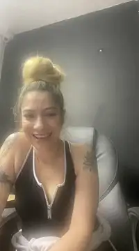 viktoria davis  online show from March 9, 3:27 pm